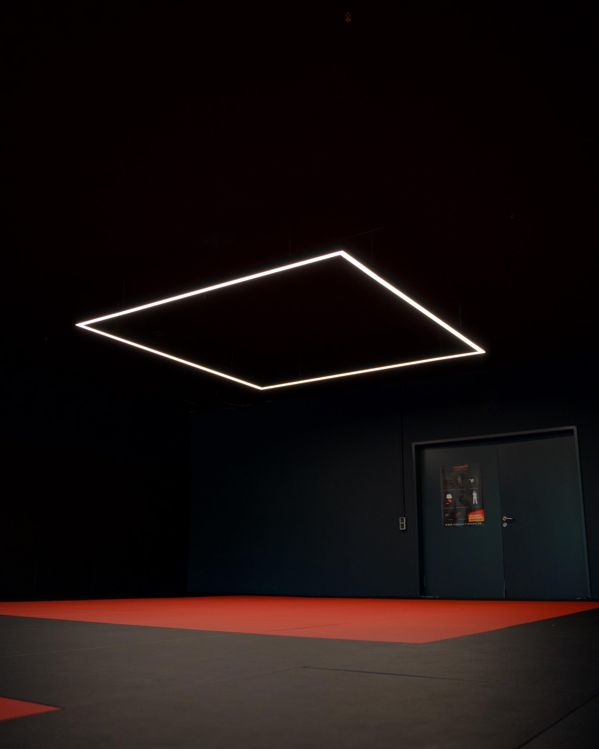 LED-Beleuchtung Eckig - Contact Store