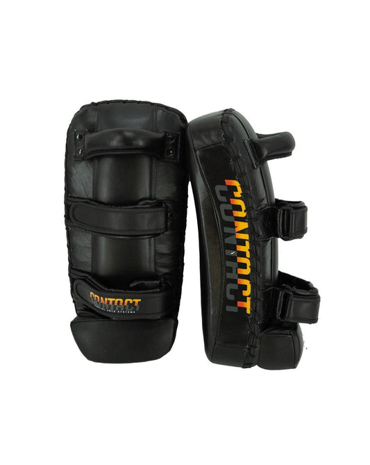 Thai Pads Pro, hochwertiges Trainingsgerät für Muay Thai und Kickboxen, Hauptbild zeigt robustes Design und Polsterung